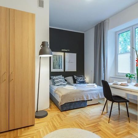 May A Studio Krakow Bagian luar foto