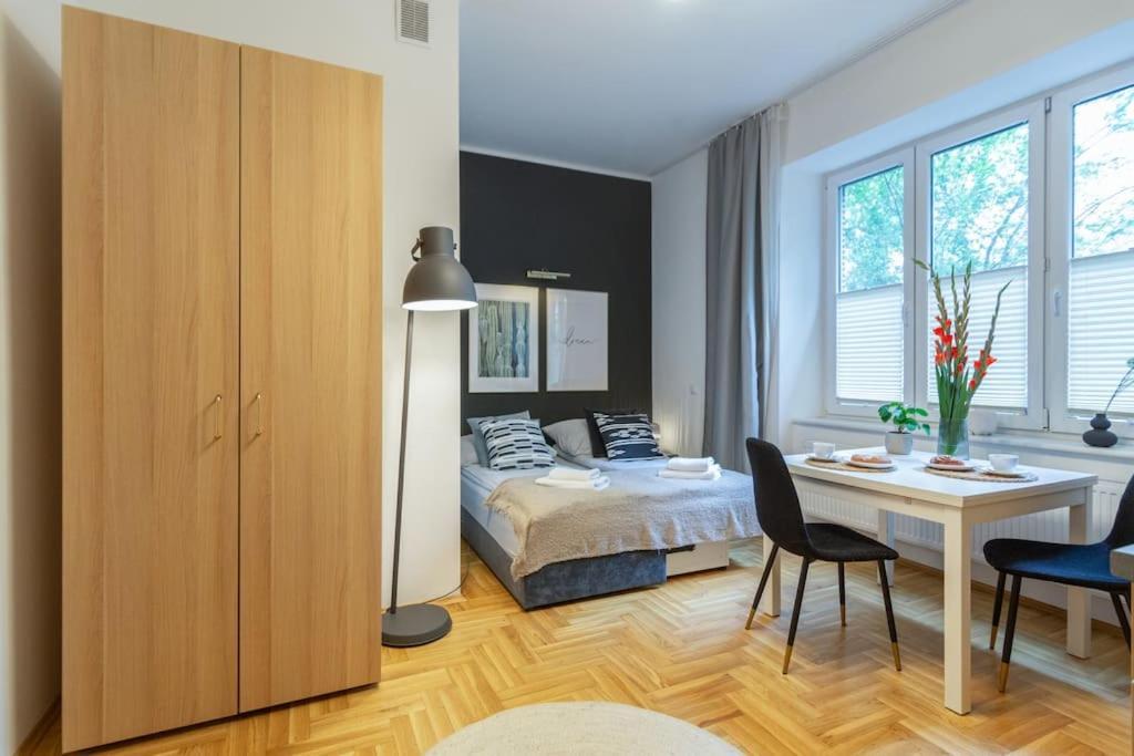 May A Studio Krakow Bagian luar foto
