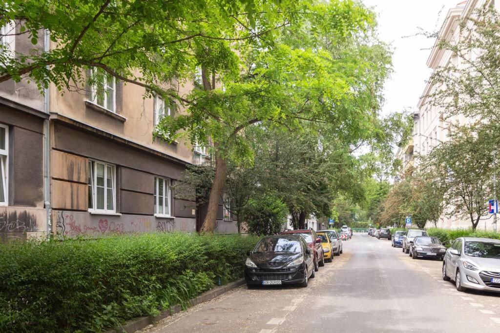 May A Studio Krakow Bagian luar foto